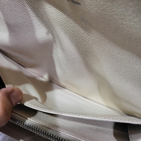 Louis Vuitton Damier Azur Canvas Sarah Long Wallet - Picture 9 of 11